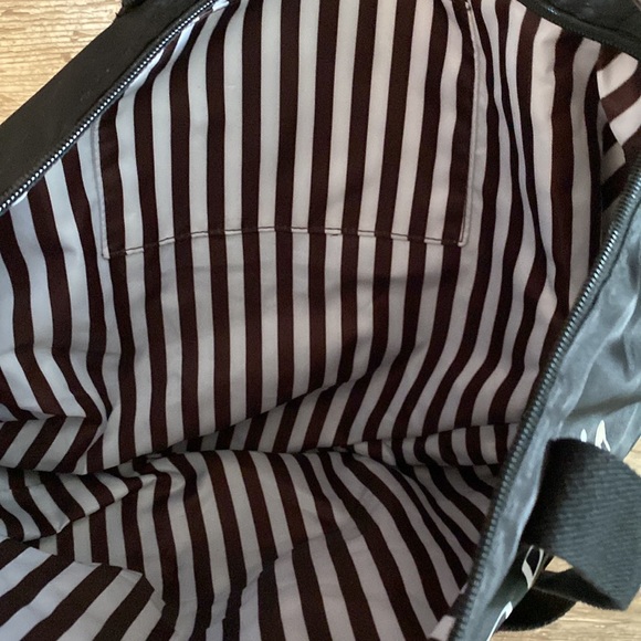 Henri Bendel Tote - Picture 2 of 7